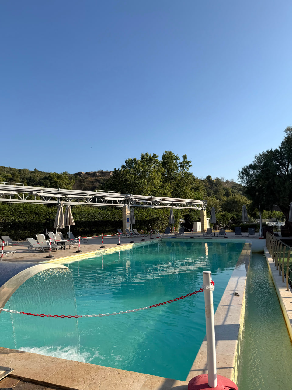 batis-new-age-pool