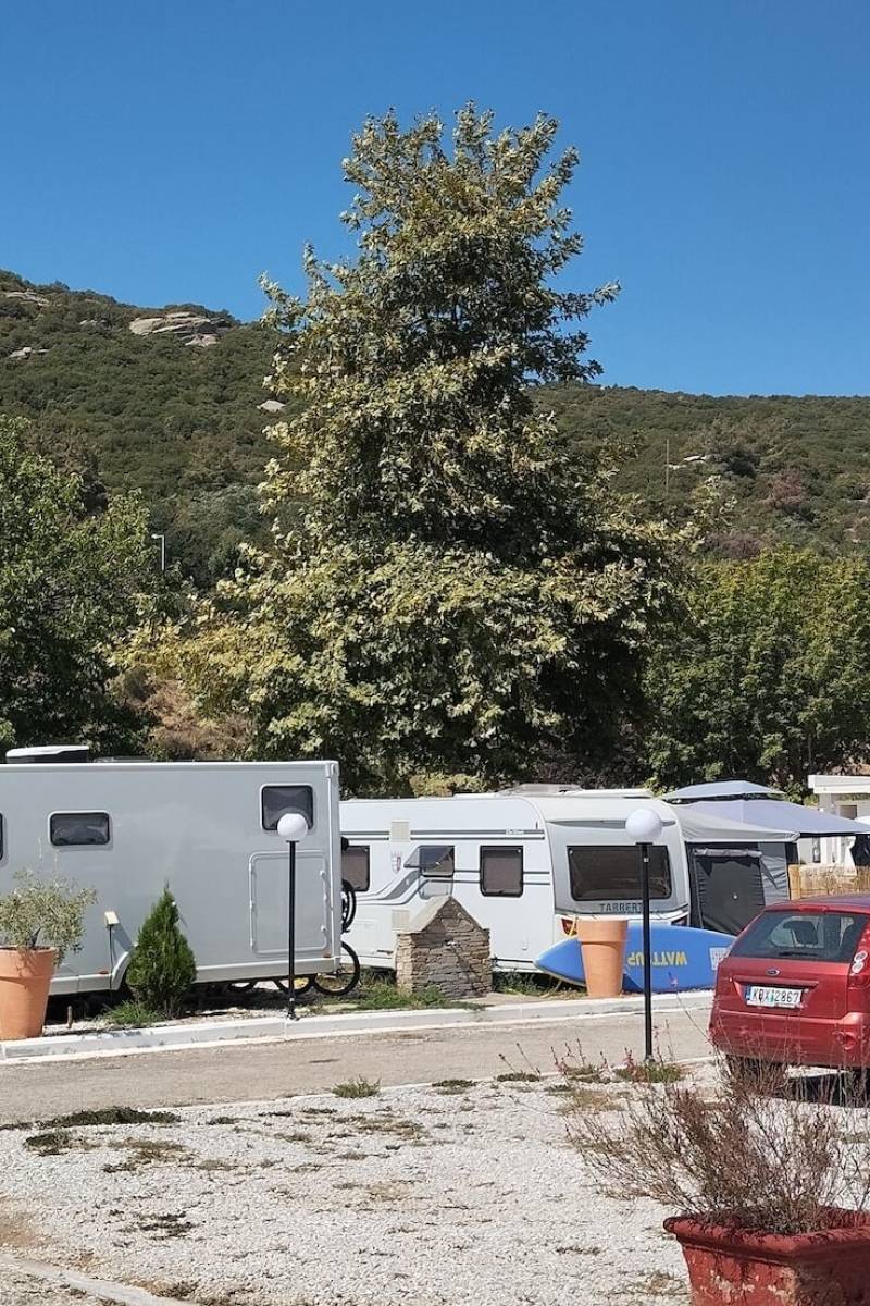 batis-new-age-camping-1